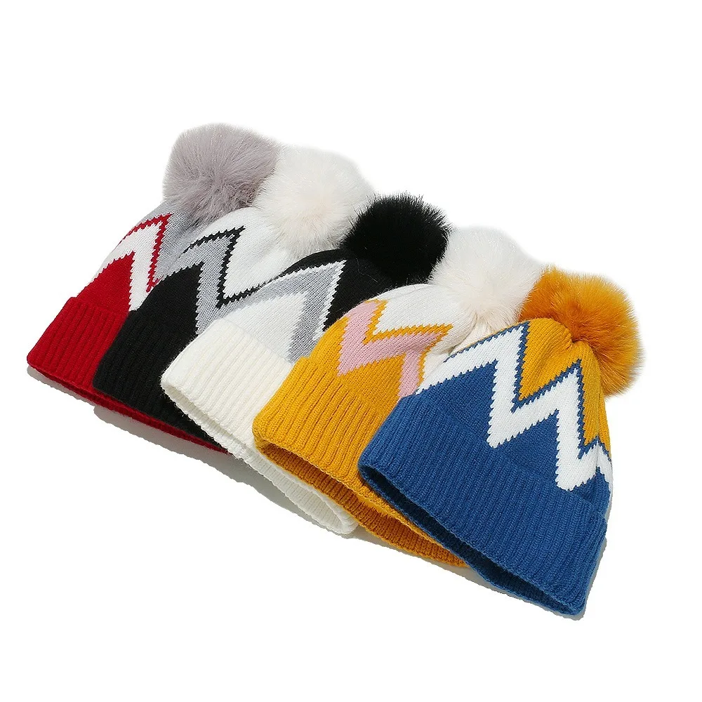 High Quality Mixed Color Beanie Hat Stripe Patterned Keep Warm Ski Cap with Faux Fur Pompon Knitted Hat