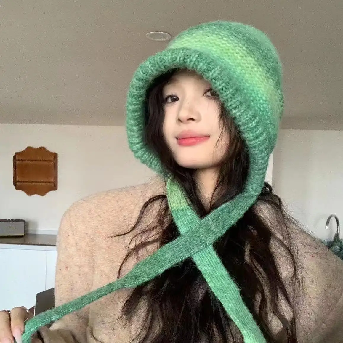 Sombrero pasamontañas de Color contrastante coreano para mujer, protección para los oídos, Pullover Cap, cabeza grande, cálido, versátil, con cordones