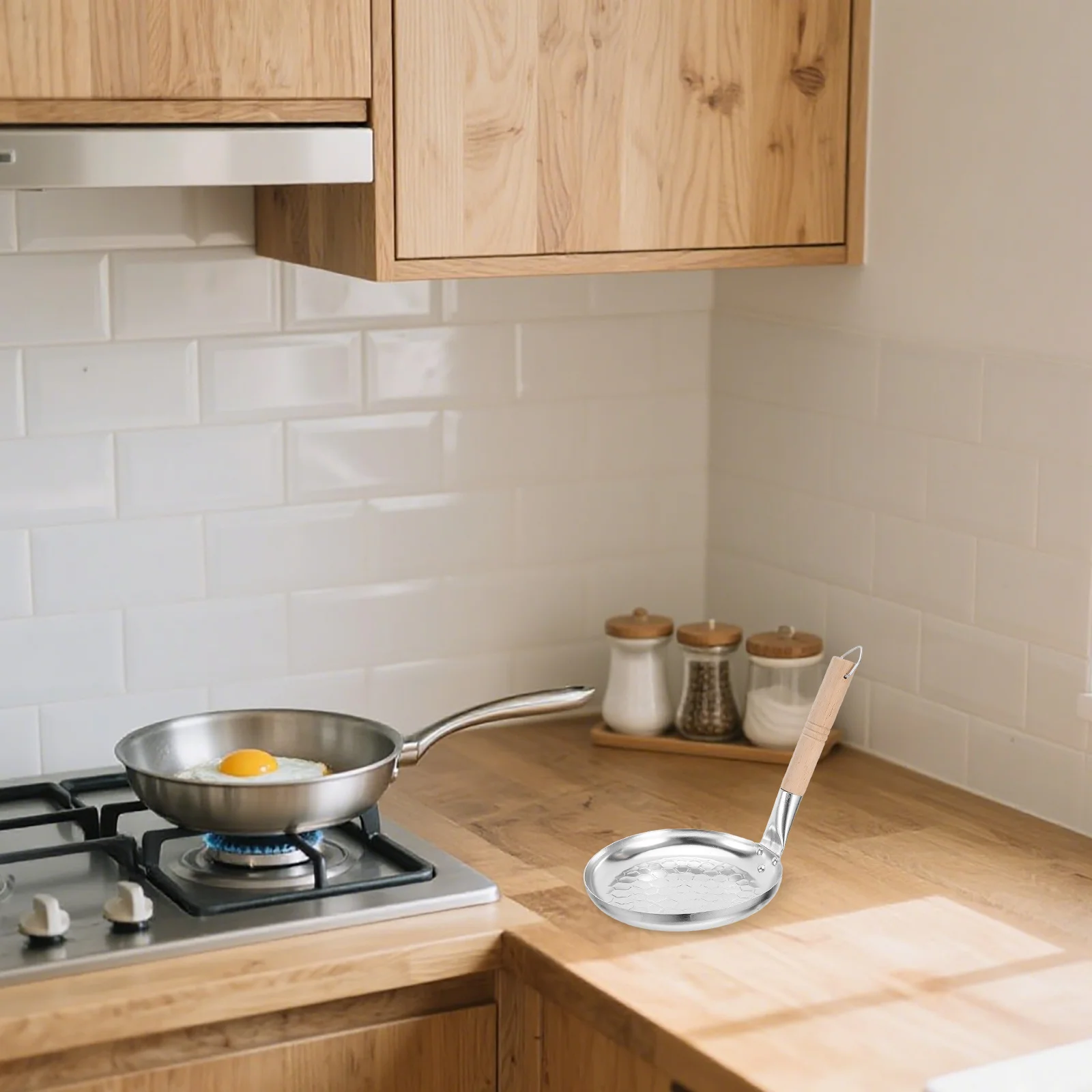 

Mini Nonstick Egg Pan Aluminum Flat Bottom Skillet for Omelet Pancake Grill Cooking Lightweight Efficient Heat Distribution