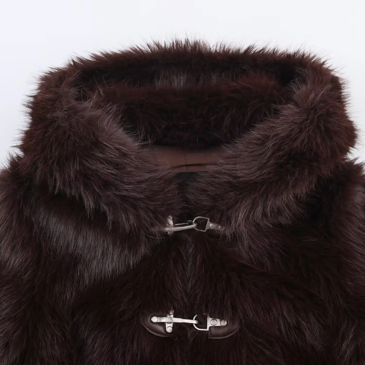 KIDCRKJ النساء الشتاء الفراء الاصطناعي أبلى القرن تبديل زر مقنعين الإناث صديقة للبيئة الفراء سترة سميكة الدافئة سيدة فو الفراء معطف