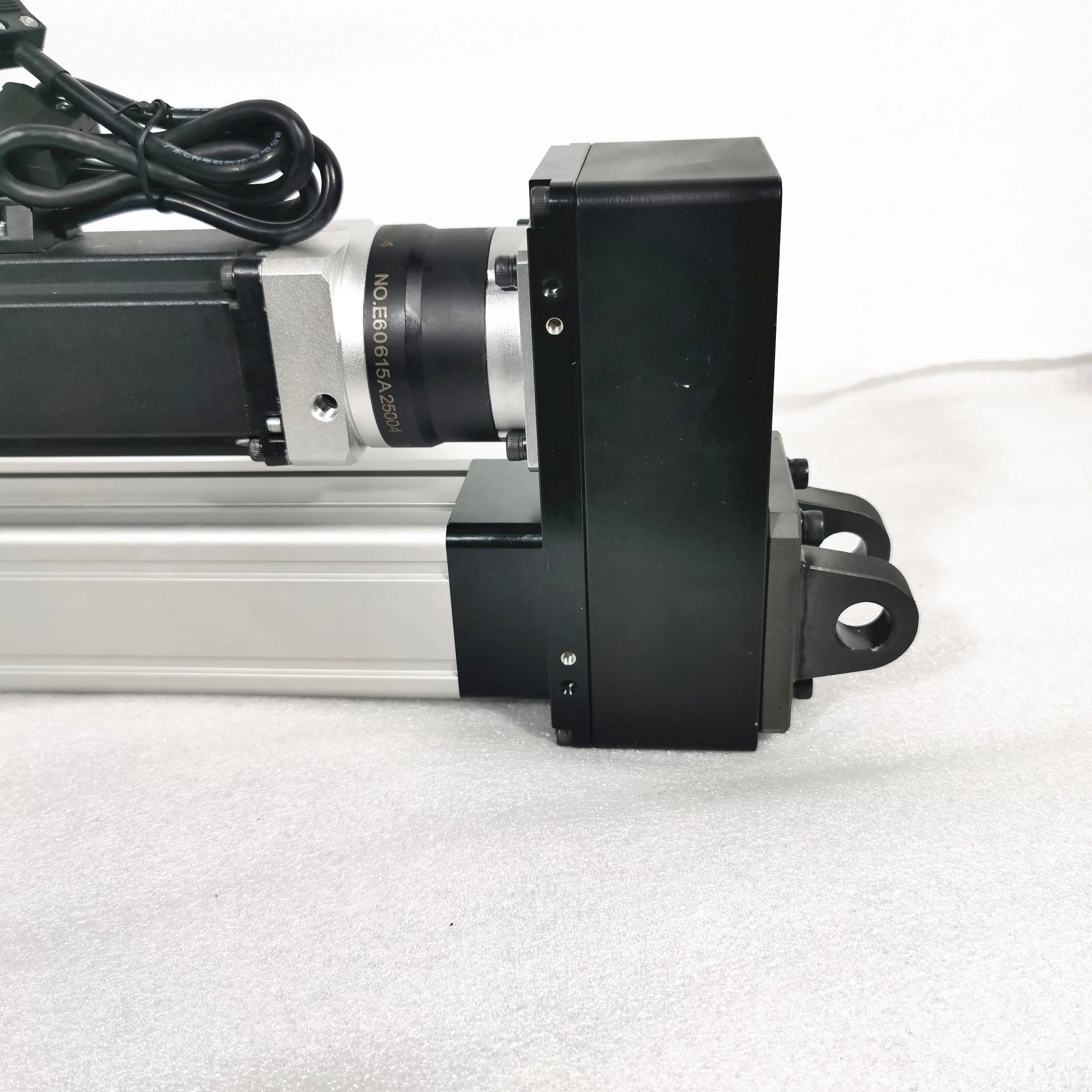 Cylindre d'actionneur linéaire électrique