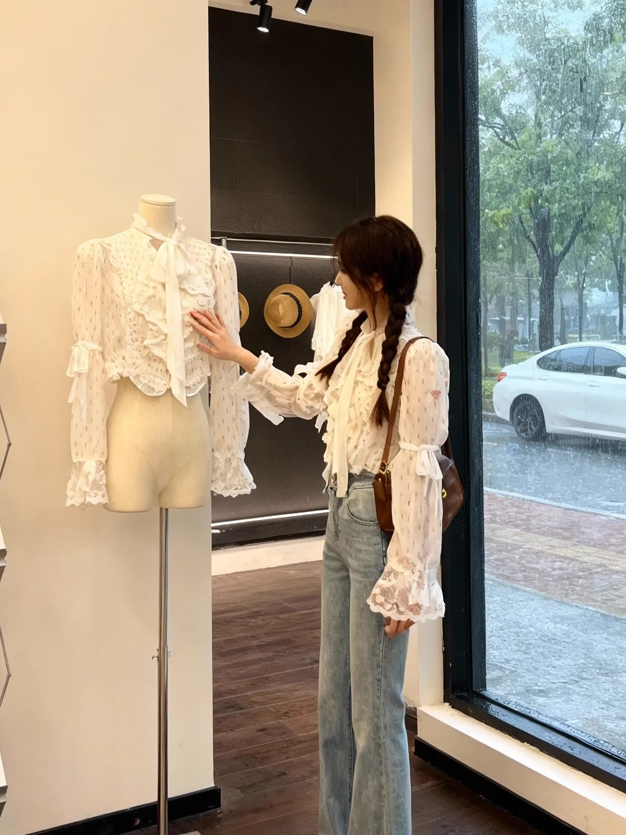 

Faionable Long Sve Girl's irt Ele Flounce Design Premium Feel Ciwalk Suitable Loose Fit Court Sle Petal Sve