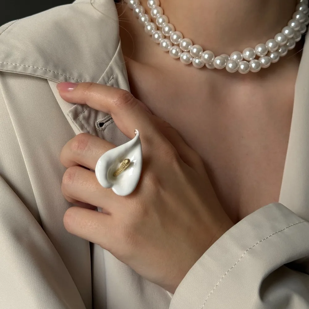 Exaggerated Personality Dripping Oil Enamel Calla Flowers Open Adjustable Rings for Women Unique Design Fashion Jewelry Кольца