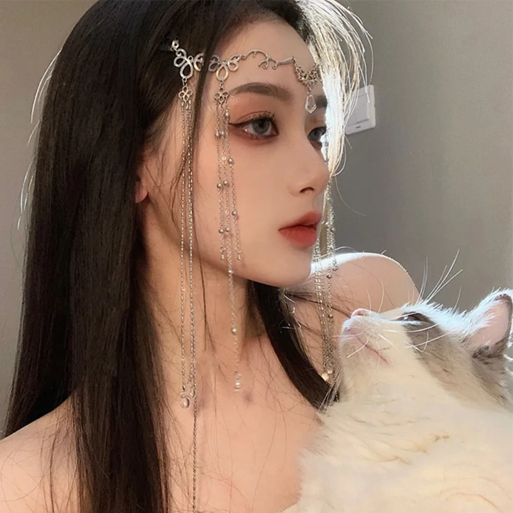 Women Accessory Crystal Water Drop Tassel Head Chain Long Tassel Golden Eyebrow Center Pendant Vintage Forehead Ornament Wedding