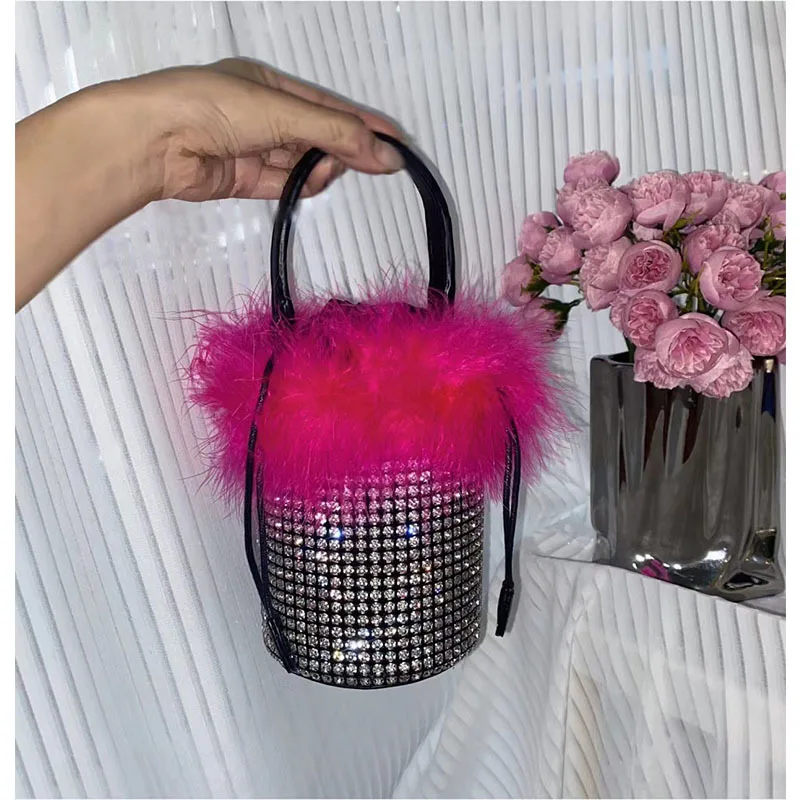 Autumn and Winter Full of Diamonds, Shiny or Not, Bucket Bag, Diamond-Set, Fluffy Dinner Party, Portable Messenger Bag