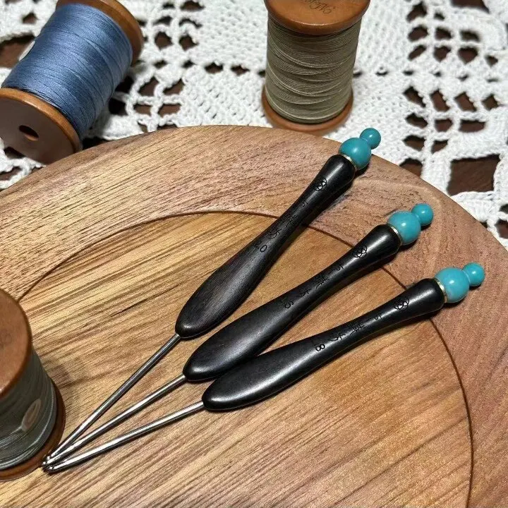 Seven Needles Workshop Afghanische Nadel aus Ebenholz und Blutsandelholz, Ping An Häkelnadel, lange Nadel, Afghanische Nadel, speziell zum Stricken, 1 Stück – Detail 7