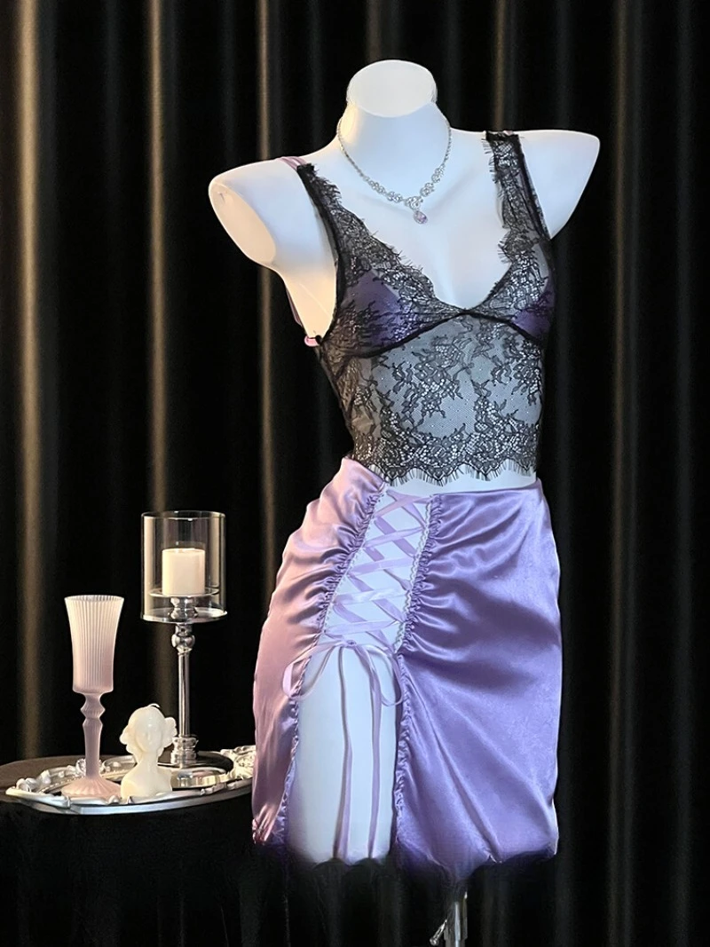 

Элегантная ночная рубашка с разрезом на шнуровке, дизайн с лямкой на шее из ледяного шелка для женщин, романтическая клубная пижама, женская современная одежда для сна