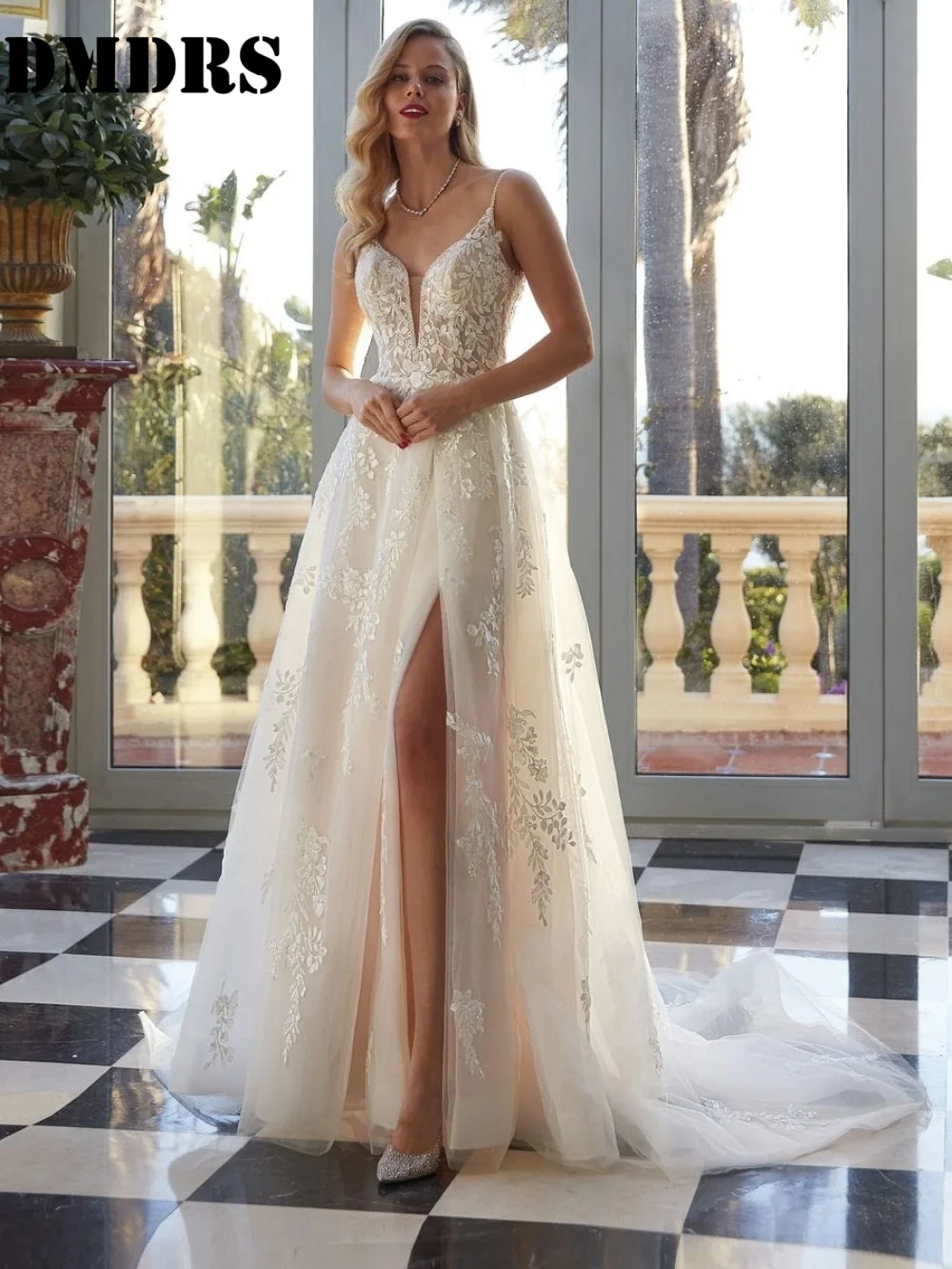 

Elegant Spaghetti-Strap Wedding Dresses Formal Sleeveless Bridal Gowns Stylish A-Line Floor-Length Wedding Gowns Vestidos De Nov