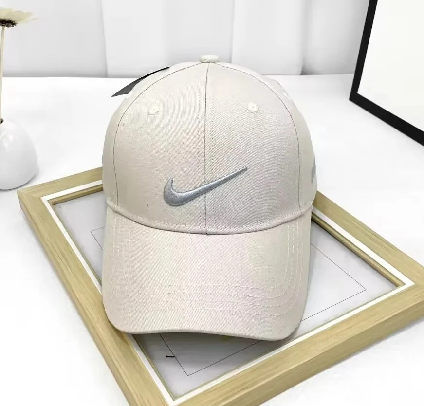 Nike Sombrero de lengua de pato de algodón con logotipo bordado Sombrero deportivo de playa para hombres y mujeres Estilo de pareja Beige
