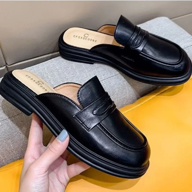 Woman Slippers Soft Rubber Sandals Low Heel Slides Sabot Shoes For Women Luxury Elegant And Fashionable Shoe Wholesale Bulk Sale