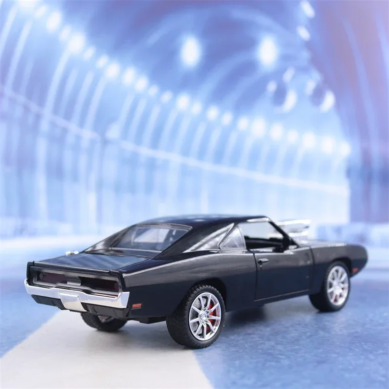 1:24 1970 Dodge Charger R/T Muscle car Diecast Metal Alloy Model car Sound Light Pull Back Collection Kids Toy Gifts A624