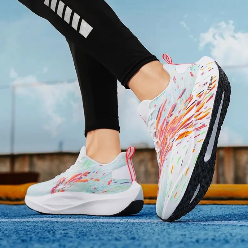 

Осенние кроссовки нового стиля 2025 года — амортизирующие дышащие повседневные спортивные кроссовки на открытом воздухе с карбоновой пластиной для пар