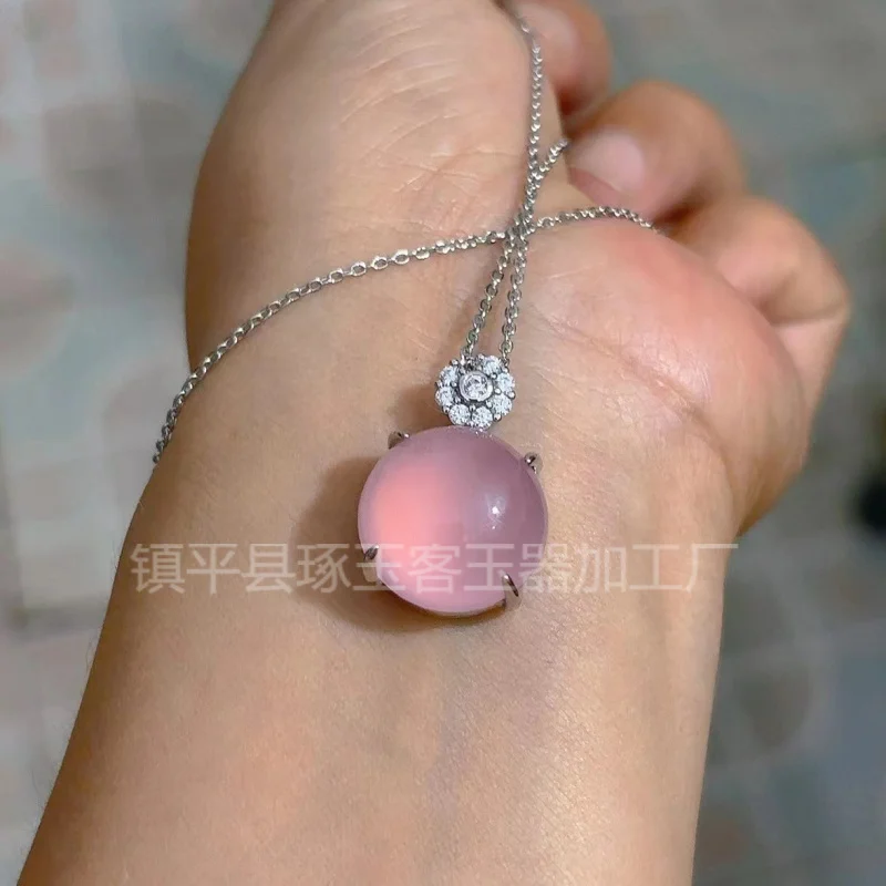 Natural green chalcedony peace amulet round pendant, same style as agate, full diamond chalcedony necklace wholesale 2