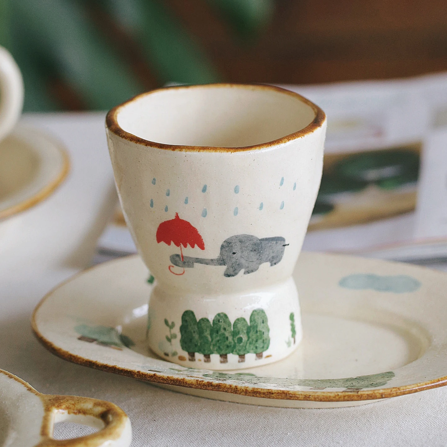 

Cute Hand-Painted Cerc Mugs Coffee Water Cups Cartoon Illustration No Lid Animal Pattern Kitchen Dining Tableware