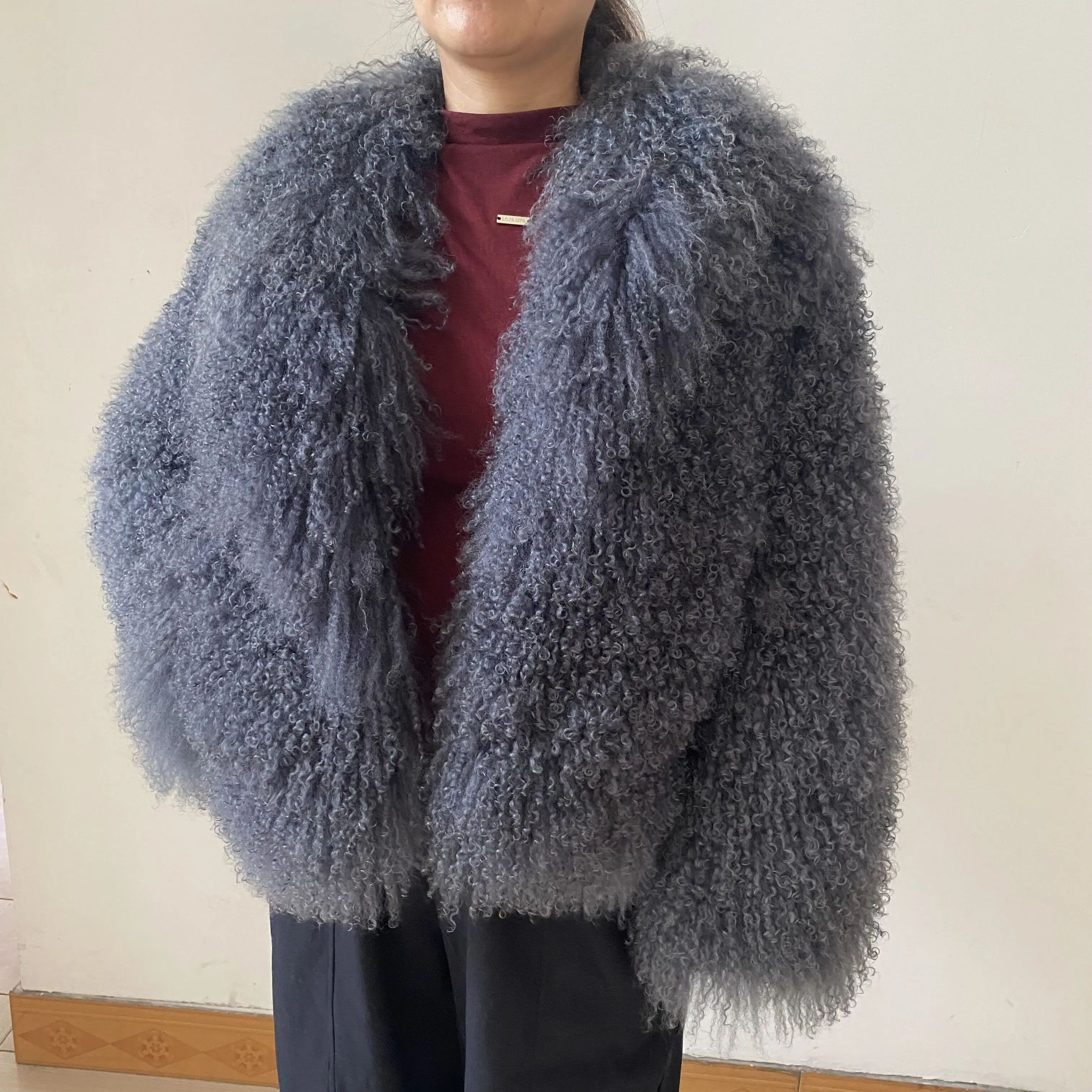 Женское зимнее теплое пальто из