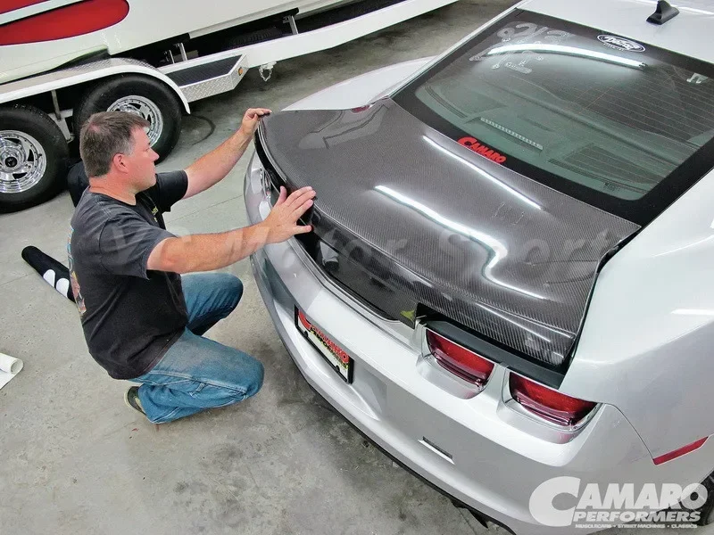 

Автомобильные аксессуары: карбоновый багажник в стиле OEM для Camaro V6 и V8 2010-2013 годов, крышка багажника, задняя дверь.