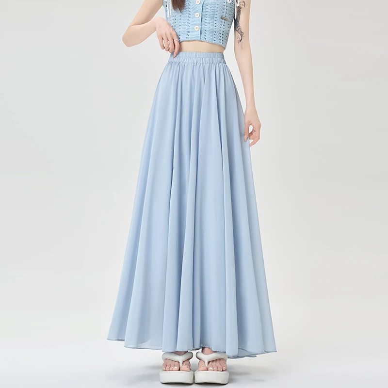 mulheres no verão de 2025, com cintura alta elástica e efeito emagrecedor, saia guarda-chuva grande evasê, saia longa plissada
