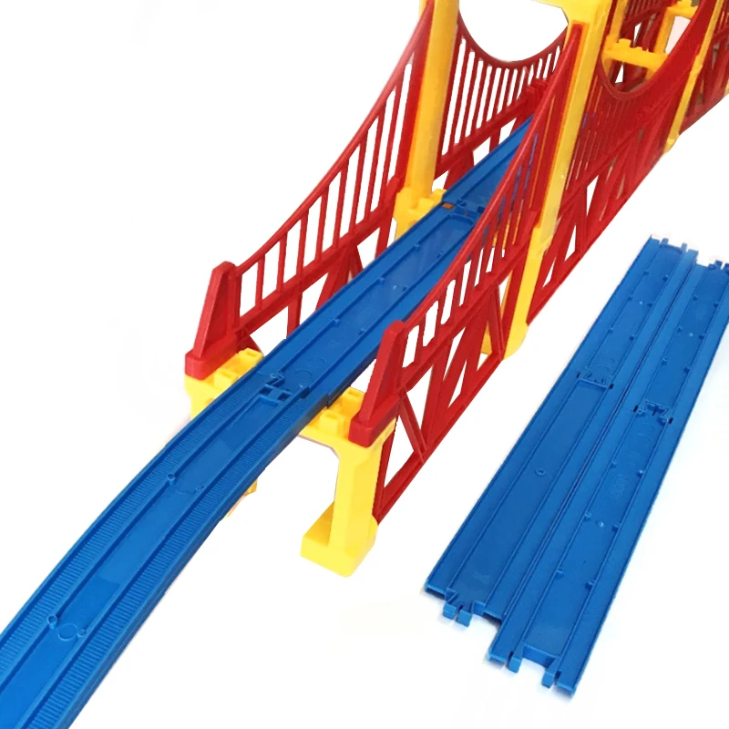 Gift Electric Train Parts Plastic Red Bridge Scene (Double Bridge) Children\'s Toys PD89