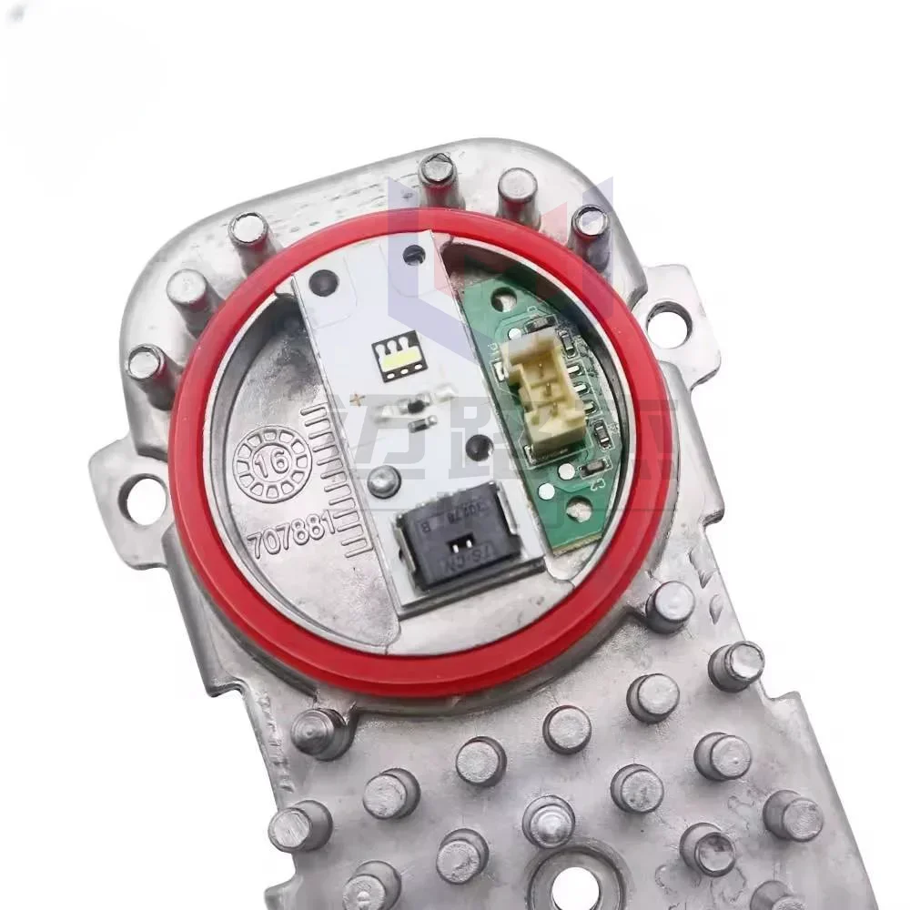 

5L0941645 63117263051-3 Pin 1305715084 7263051 For Skaoda Yeti 5L 2014-2018 DRL Daytime Running Light Front Headlight Module