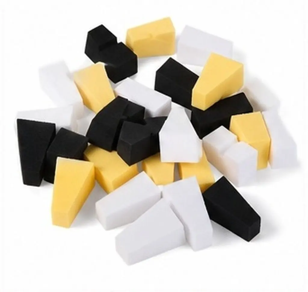 90Pcs Paint Sponges for Artists Angled Triangle Foam Wedges Face Paint Sponges Makeup Sponge Wedges Arts Crafts Watercolor
