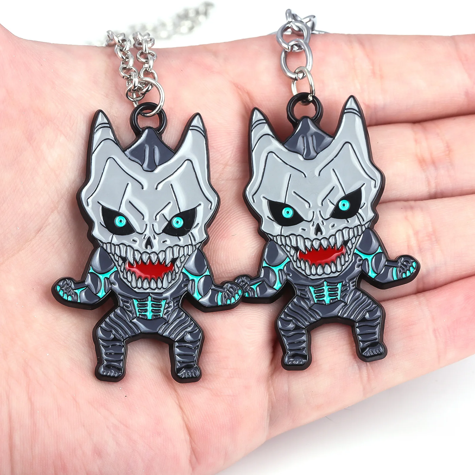 Kaiju No. 8 Keychain Fighting Action Cartoon Figure Pendant Key Chain for Men Car Keyring Jewelry