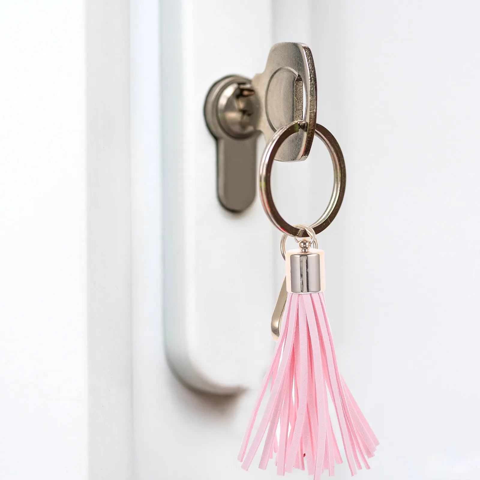 

Tassel Keychains Pendant Bag Hanging Decoration Bright Color Classic Design Non Fading Easy Installation Gifts