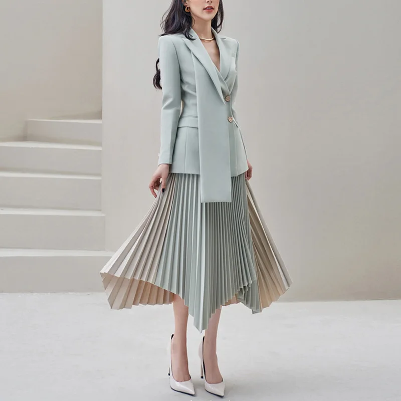 

Women's Two-Piece Set Casual Double-Breasted Blazer with Long Sleeves Contrast-Color Pleated Skirt Stylish Matching Dress Sets