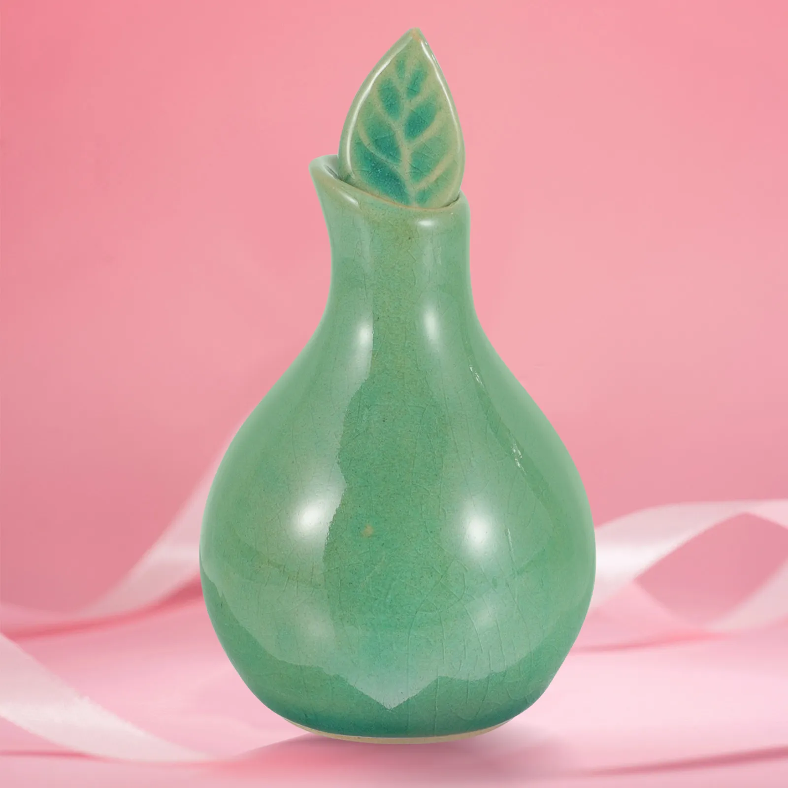 

Ceramic Essential Oil Bottle with Stopper Perfume Diffuser Pot Chic Mouth Easy Pouring Spa Supply Travel Storage Sub Bottle