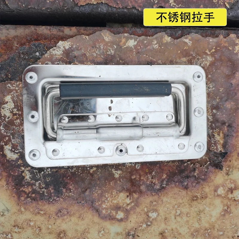 

2 шт. автоматически складывающихся и откидывающихся ручек из нержавеющей стали для использования в ящиках для инструментов, с изолированным чехлом и пружиной.