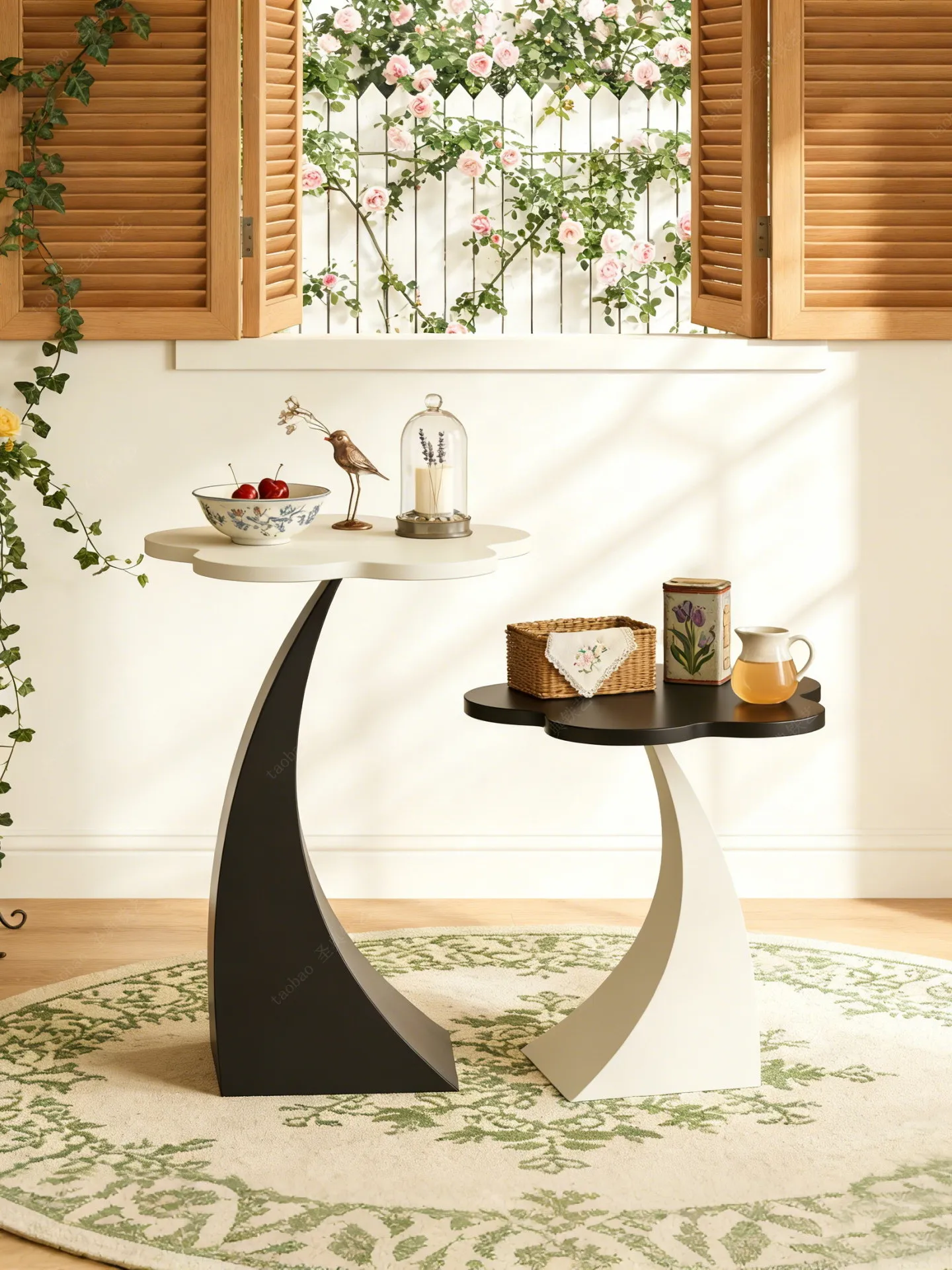 Modern Minimalist Cloud Edge Table High-end Round Table Cream Living Room Sofa Side Table Designer Black and White Creative Corn