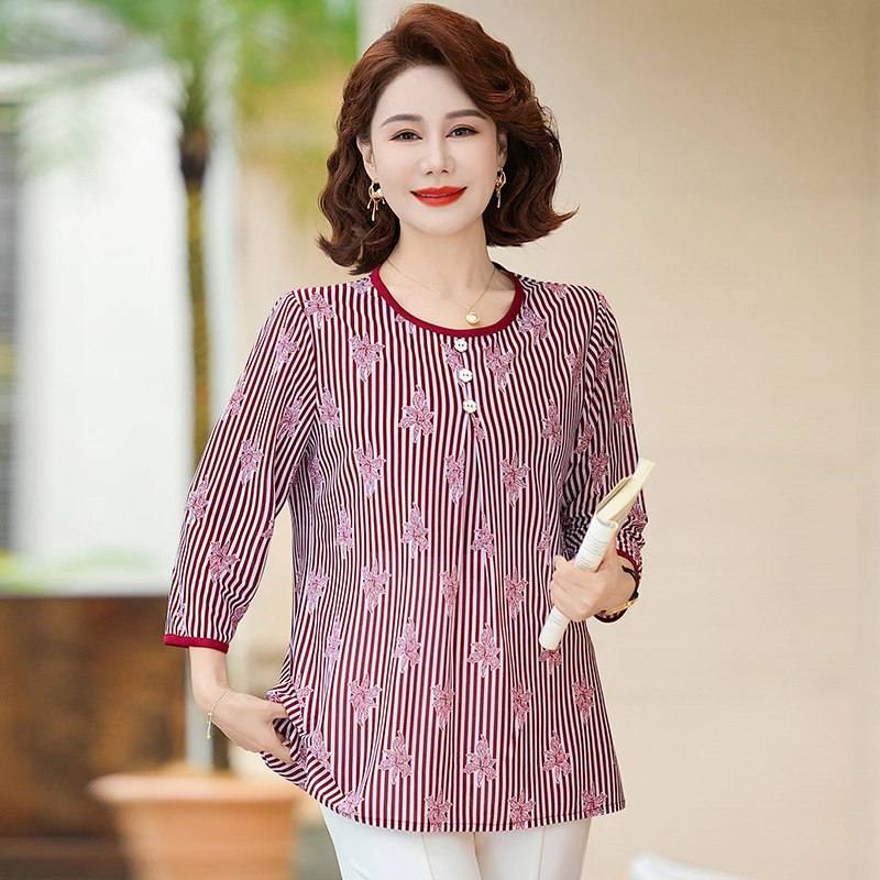 Middle Aged Women Clothing Summer Elegant Stripe print  Three Quarter Sleeves T-shirt Ladies Casual O Neck Loose Tunic Tops