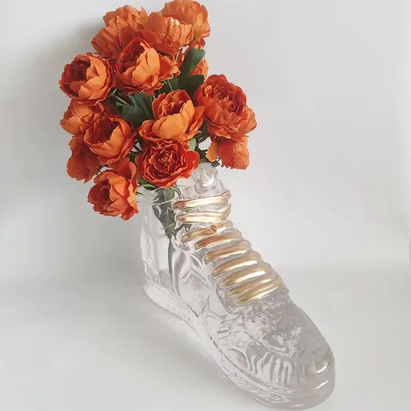 Transparent Crystal Resin Vase Shaped Like Sports Shoes Artificial Flower Pot For Store Display Props Custom Modeling Decor