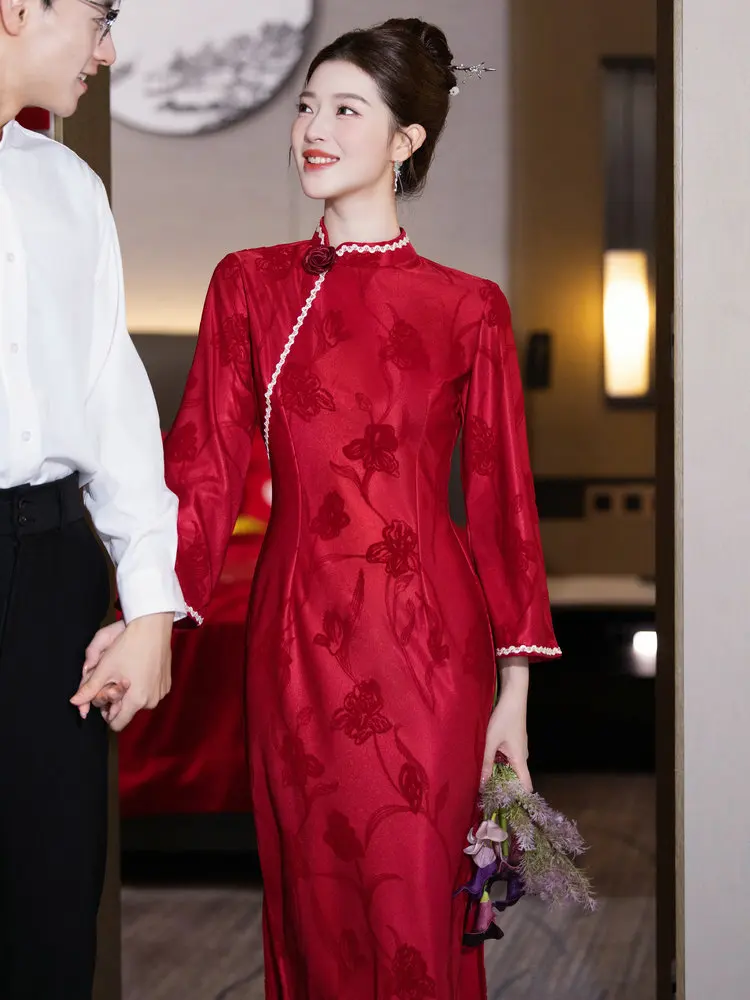

Ретро-китайский красный свадебный утренний халат-ципао для помолвки, длинный рукав, низкий разрез, дышащий полиэстер