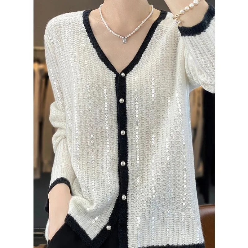 2025 Spring and Autumn New Women's Cardigan Fashion V-neck Sparkling Versatile Sweater Coat Loose Pearl Button Knitted Top