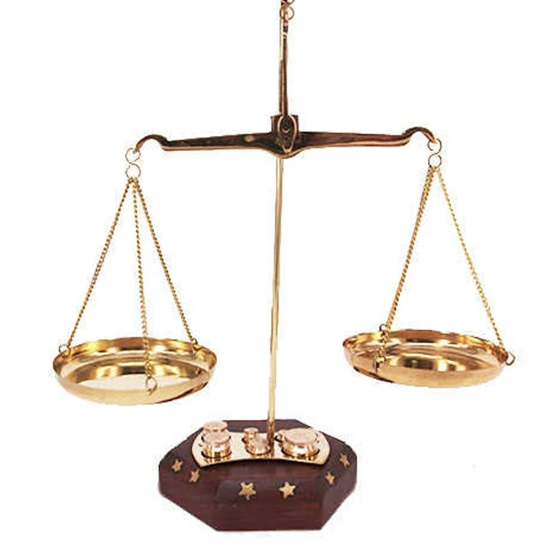 Wooden Justice Scales Home Decor 100gr Gold Balance Scale Libra Decoration Room Flower Pot Salon Photo Background Pots Support