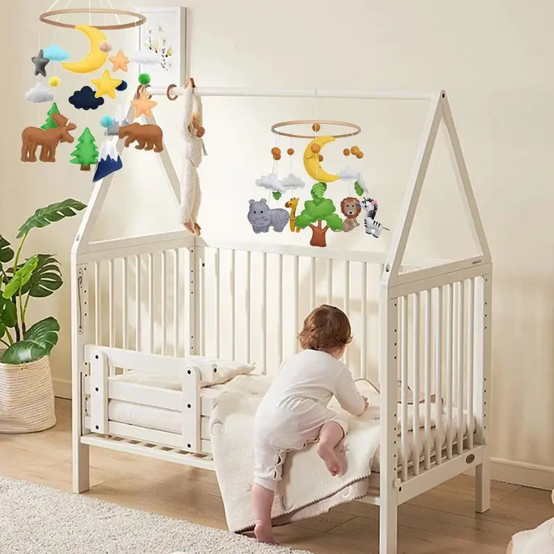 Baby Mobile Rasseln Spielzeug Cartoon Wald und Dschungel Tier Muster Karussell Musik Lernspielzeug für Kinderzimmer Schlafzimmer Krippe