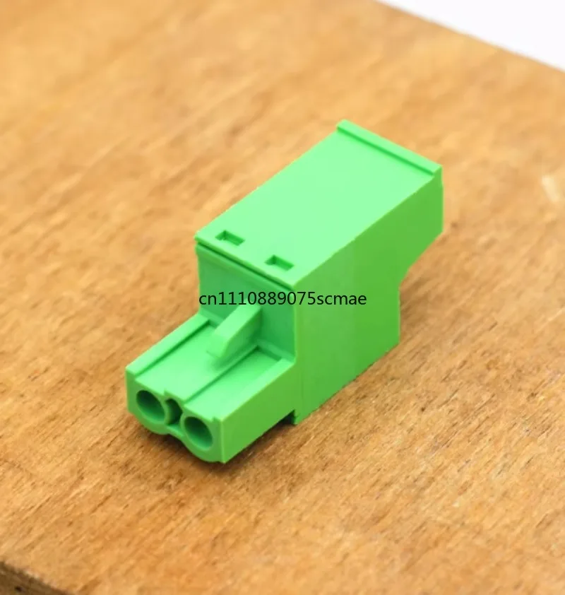 10Pcs/Lot New 2-Pin Plug – Model 6AV6671-8XA00-0AX0