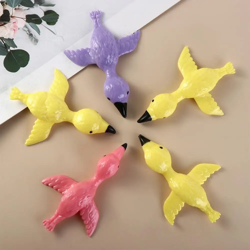 5pcs Elastic Launch Dinosaur Fun Tricky Sticky Launch Toy Launch Dinosaur Toys TPR Novelty Finger Ejection Toy Toy for Kids