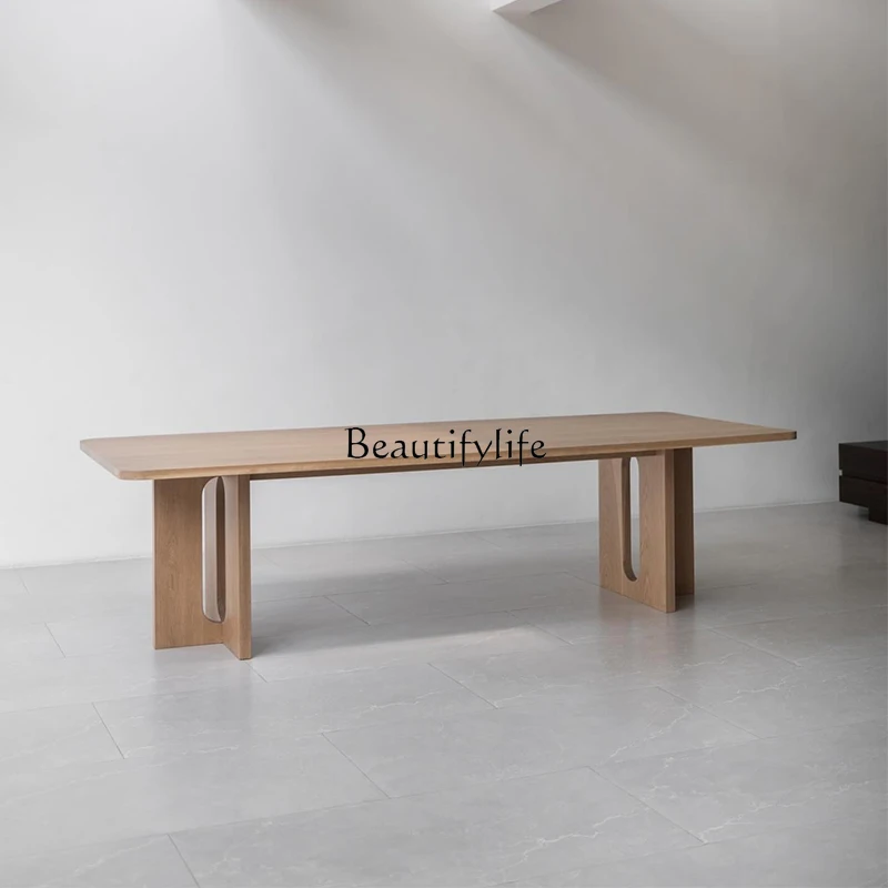 Włoski minimalistyczny stół do jadalni z litego drewna Nowoczesne nordyckie prostokątne biuro wabi-sabi średniowieczne Biurko konferencyjne