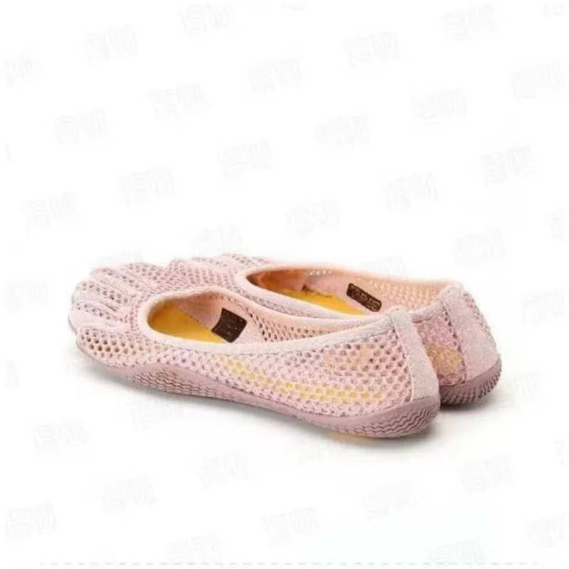 

New Unisex Five-Toe Yoga Shoes: Comfortable, Versatile and Stylish Weightlifting Shoes, Power Boxing Shoes, Cross-Training Shoes
