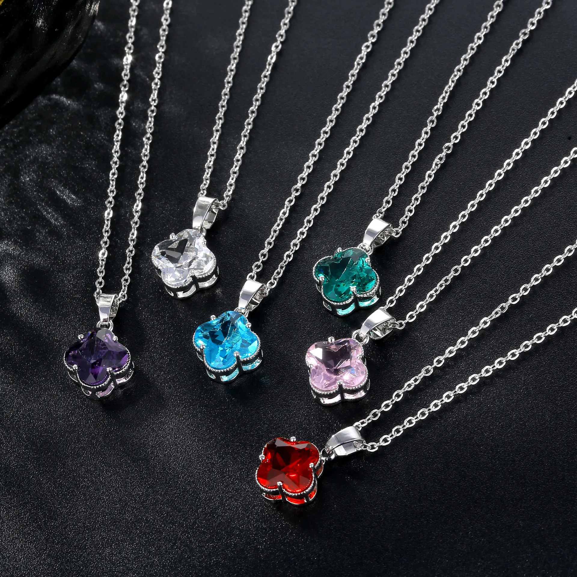 Fashion Jewelry Set Clover Pattern Multicolor Zircon-Setting Crystal Earrings Necklace Set