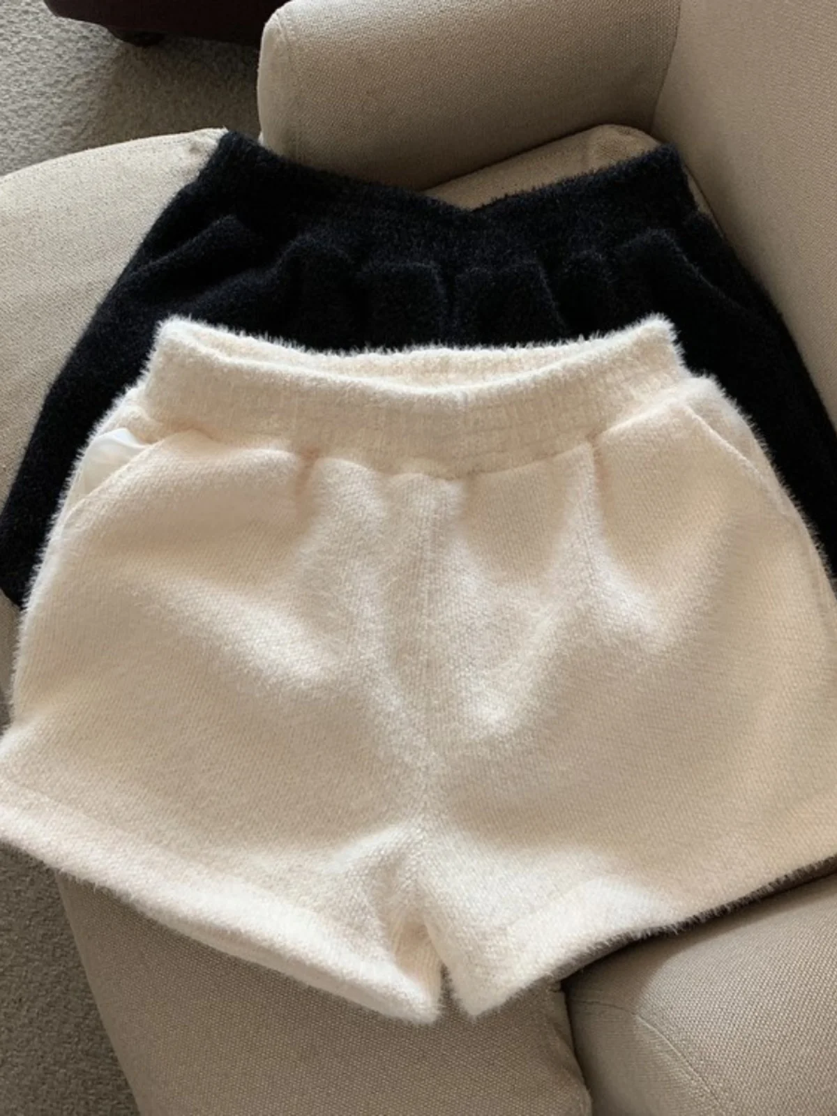 

Женские брюки с высокой талией, широкими штанинами и А-образным силуэтом, осенне-зимние, в корейском стиле, новинка 2023 года, утягивающие, повседневные, фасон «клеш»