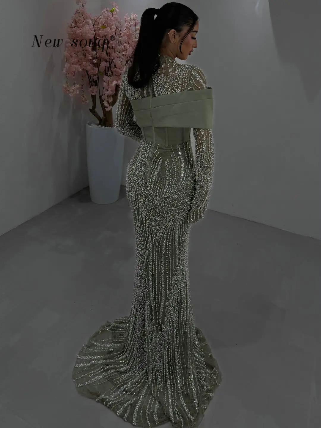 Sage Green Long Sleeves Beaded Prom Dresses Arabic Two Pieces Elegant Hijab Wedding Evening Gowns Formal Abiye Customized