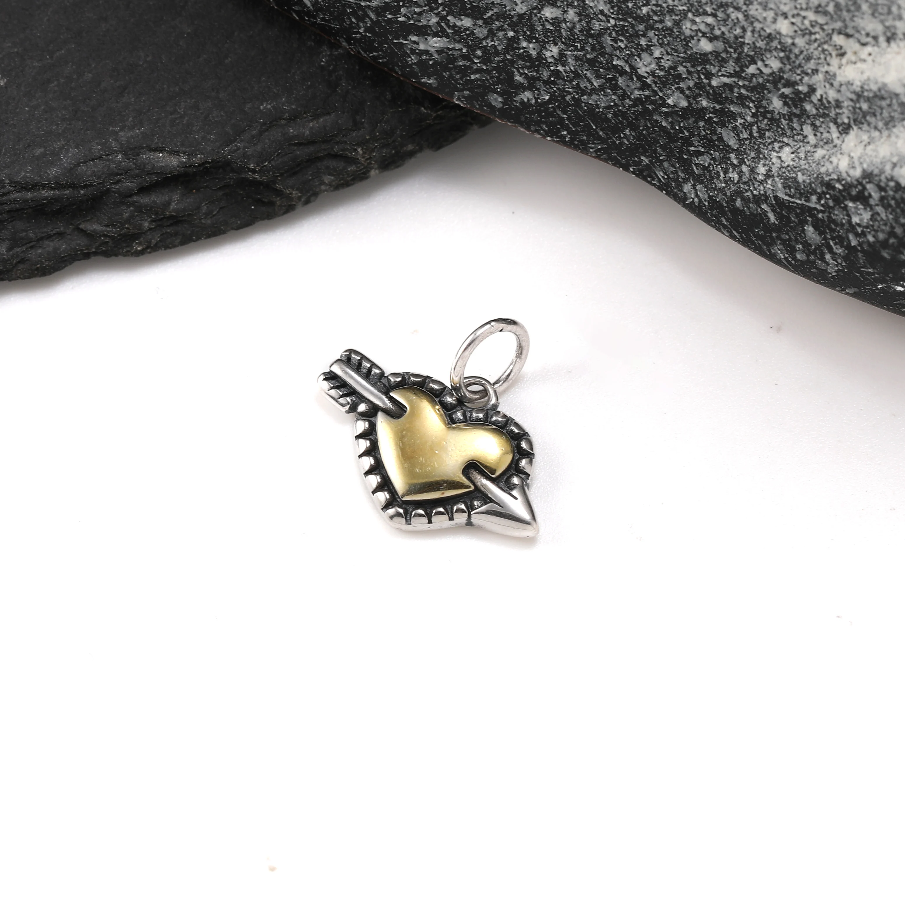 

DJ229 genuine 925 sterling silver fashion keychain DIY accessory, One arrow piercing through the heart pendant