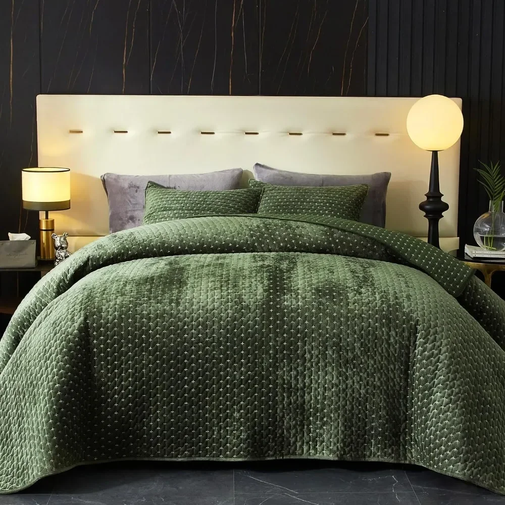 

Velvet Quilt King Size,Oversized Bedspread Bedding Set,Soft Coverlet Set Lightweight 2 Pillow Shams,Army Green,Striped Quilt Set