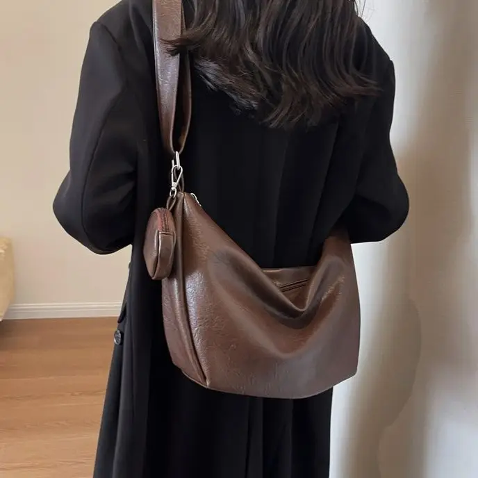 Large Capacity High-Quality For Women Versatile New Fashion Niche Design Wide Strap Single Shoulder Crossbody Dumpling Bag ANI