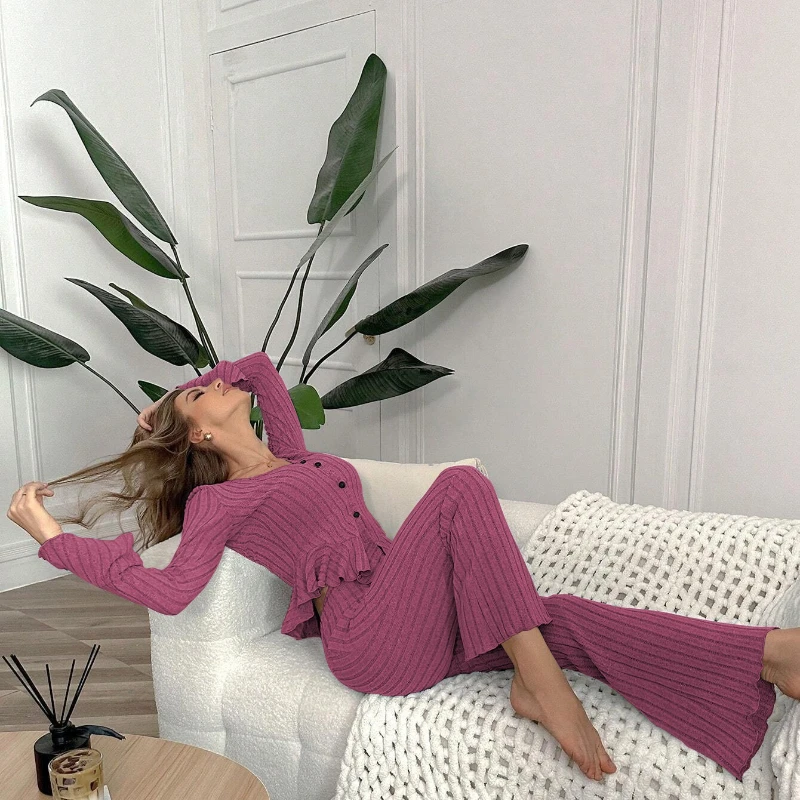 

2026 New Fashion and Comfort Women's Velvet V-Neck Two-Piece Pajama Set Long Sleeve Trousers Wearable Outside Loungewear