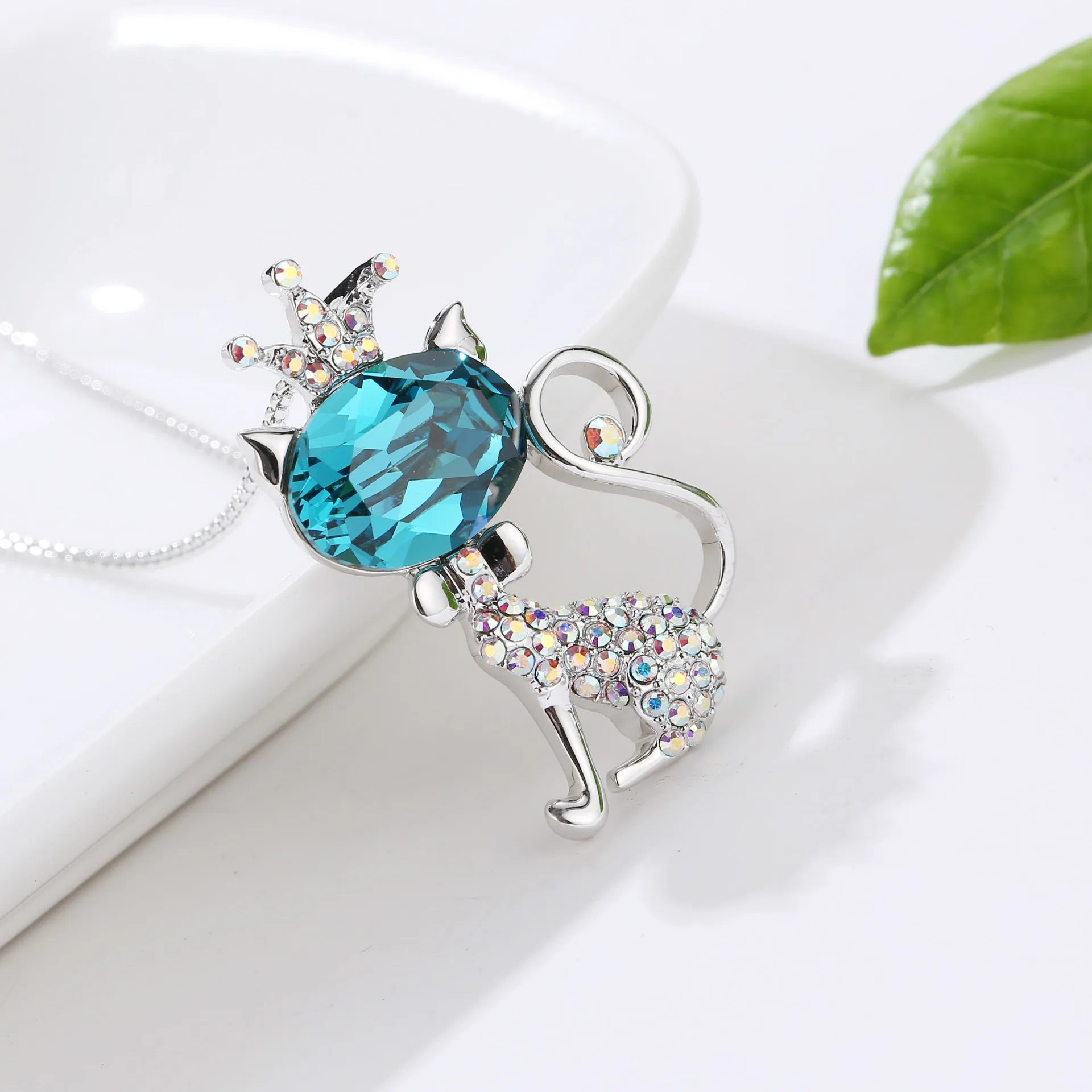Cute Crown Cat Pendant Necklace With Premium Crystals from Austria Silver Color Rainbow Jewelry for Girls Women Birthday