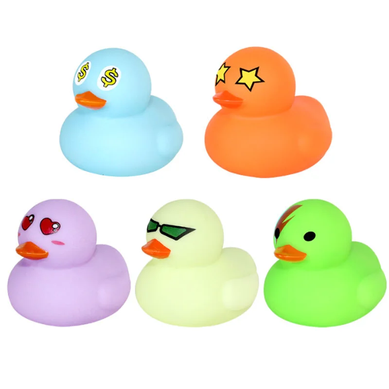 Cute Small Colorful Duck Water Toy Duck Baby Bath Toy Baby Water Toys Creative Styling Duck Gift