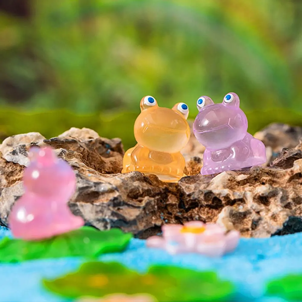 Colorful Luminous Mini Frog Figurine Funny Cute Glowing in The Dark Tiny Frog Resin Crafts Micro Landscape Ornament